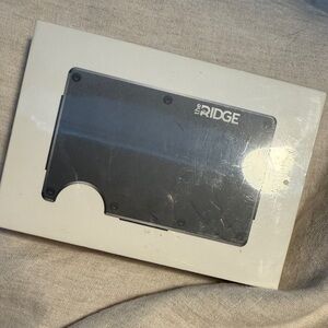 The Ridge Black Key & Card Holder